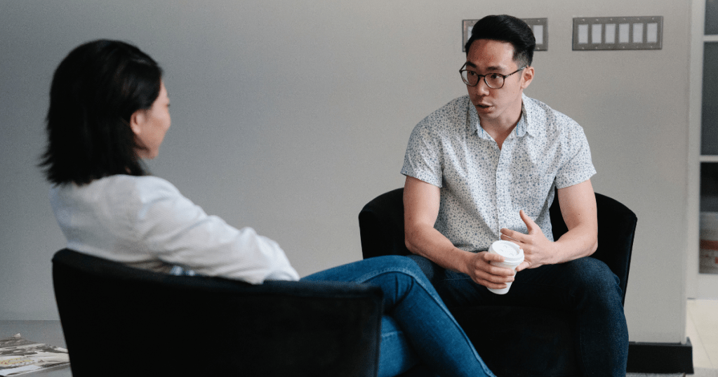 Jak rozmawiać o samobójstwie: 3 sposoby rozpoczęcia&nbsp;rozmowy