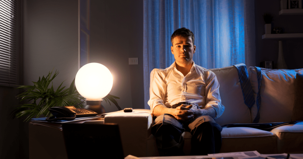 Kiedy podejrzewasz, że ktoś może myśleć o samobójstwie: jak reagować i gdzie szukać&nbsp;pomocy.